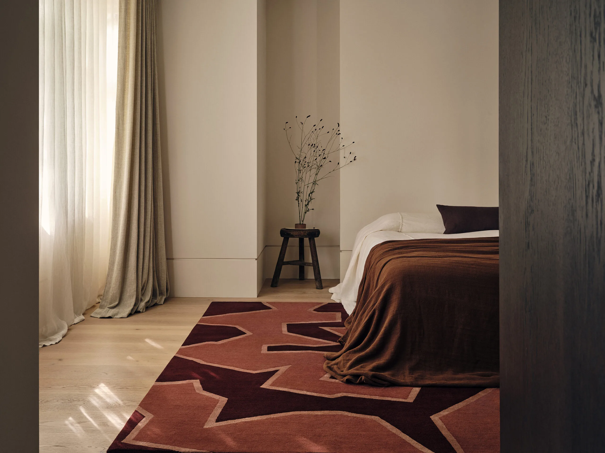 Deirdre Dyson's AGRO features in Rent.Com Styling Tips
