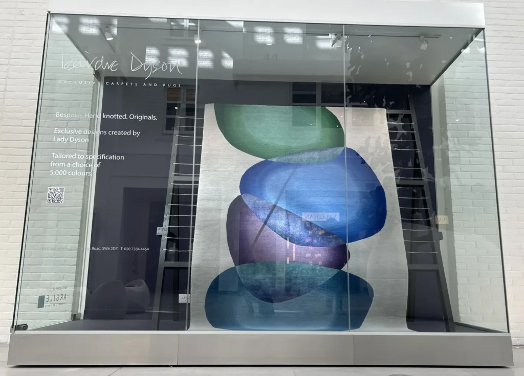Deirdre Dyson SLIVERS carpet au Design Centre Chelsea Harbour, Londres