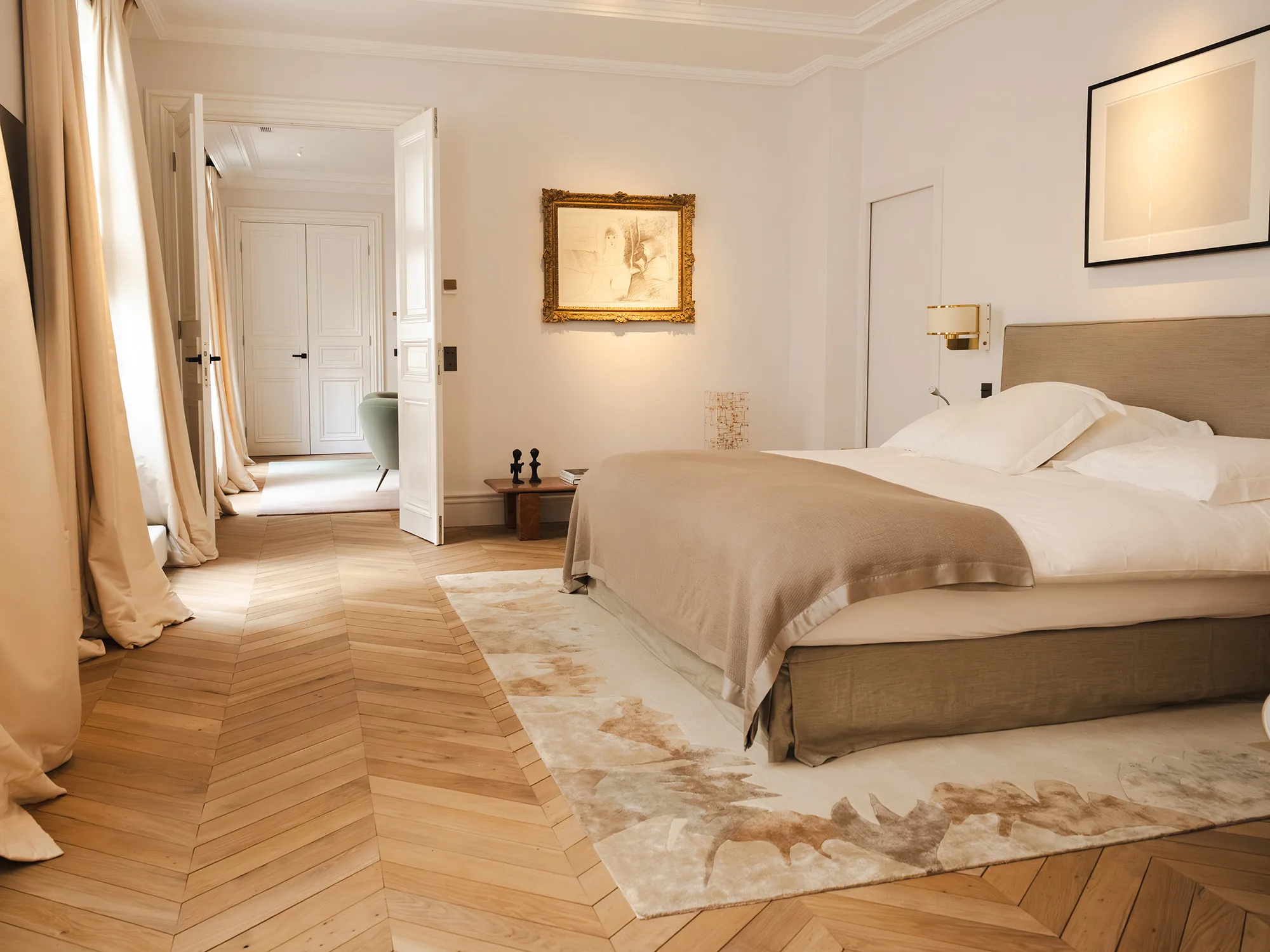 A BESPOKE VERSION OF DEIRDRE DYSON’S BURLESQUE TOGETHER WITH A CUSTOM GRADED CARPET IN ADJOINING ROOMS